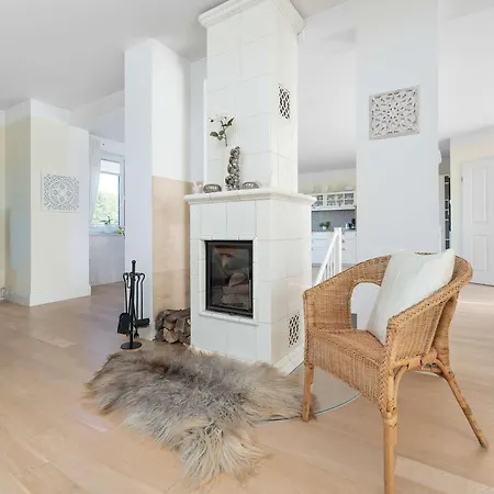 Family With Spacious Terrace And Garage In By Renters Apartment *