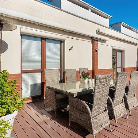 Family With Spacious Terrace And Garage In By Renters Kolobrzeg